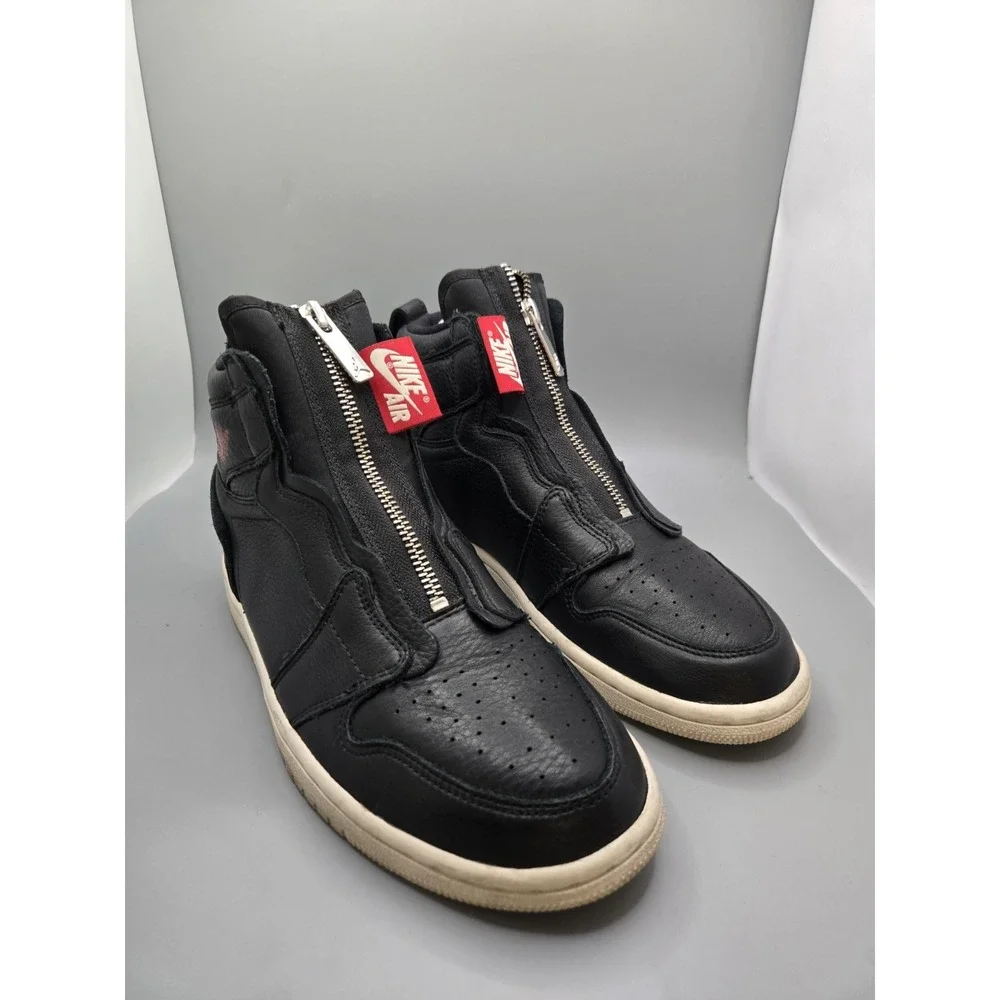 NIKE Air Jordan 1 Womens Retro Hi-Top Zip Leather Shoes‎ 7 Black Red AT0575-006